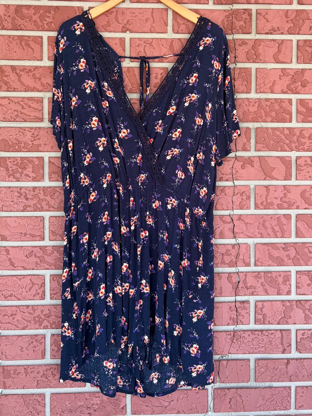 Xhilaration Navy Floral V-Neck Short Dress